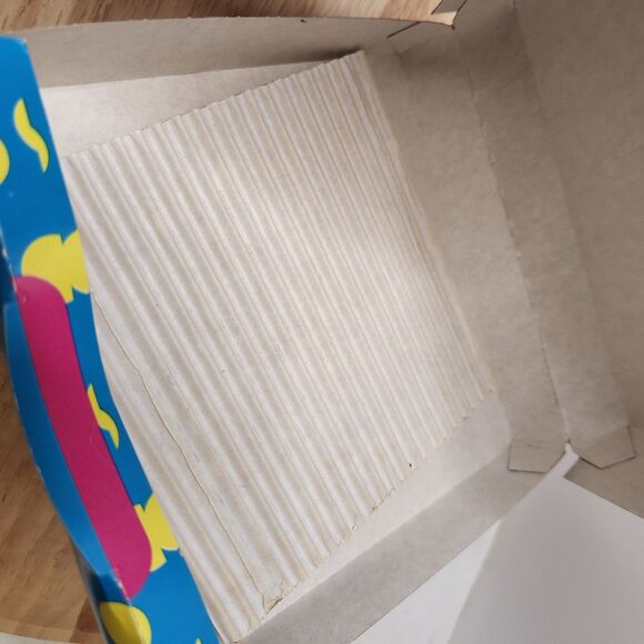 Disney Goof Troop Vintage Bundle • Wrist Wrapper, Pizza Hut Box & Toys R Us Box - Picture 7 of 12